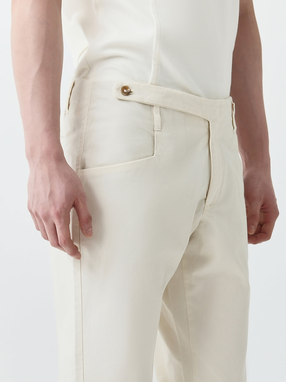 Noir Tapered