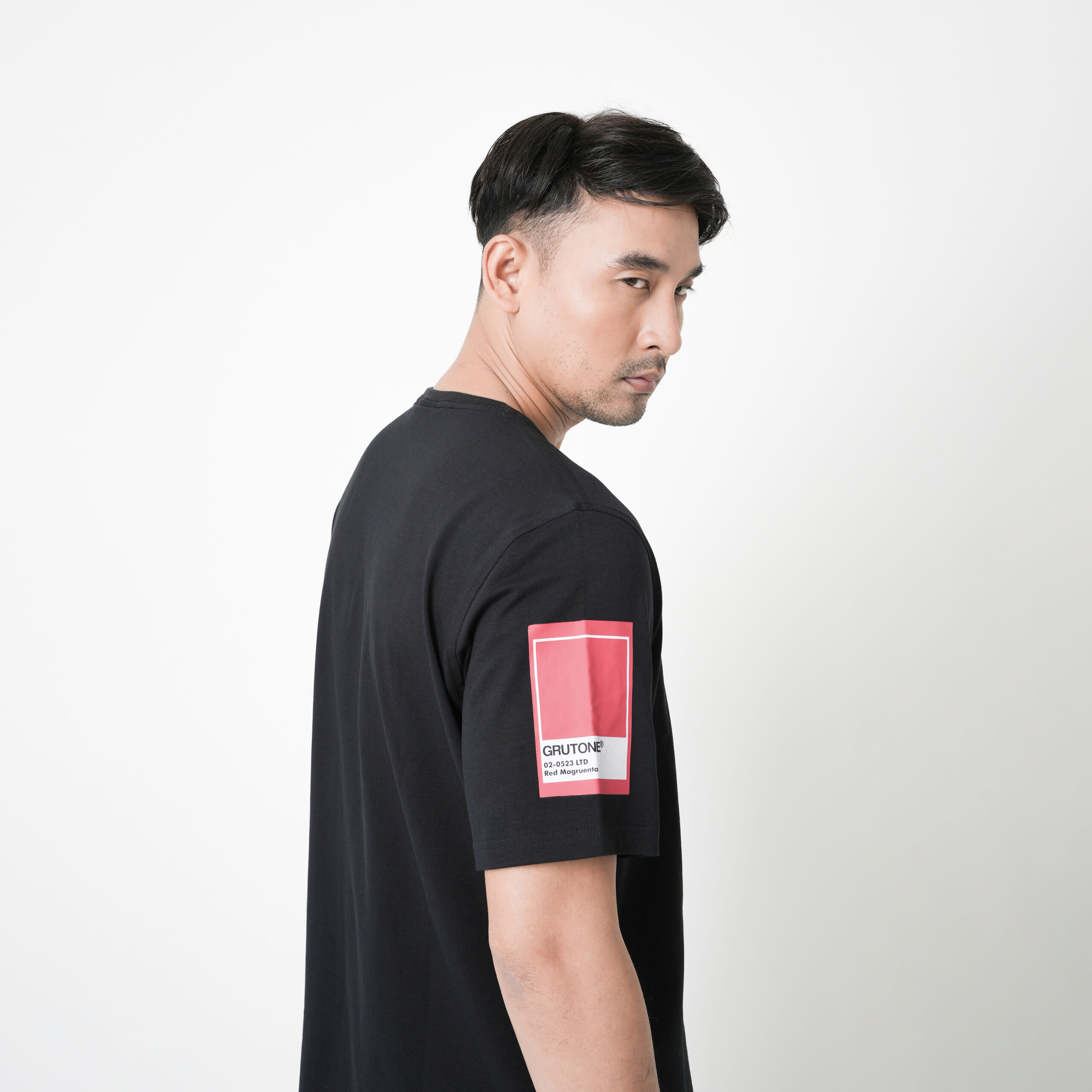 DETAIL Red Magruenta T-Shirt