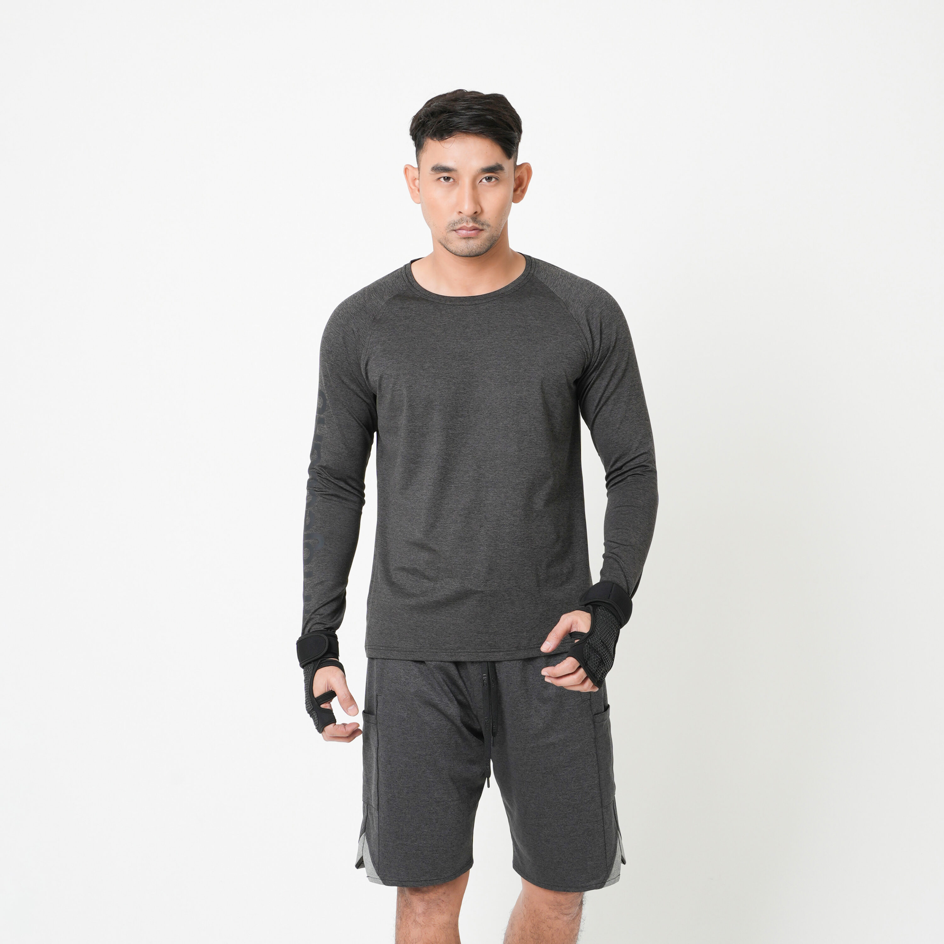FRONT Move Raglan Performance Tee