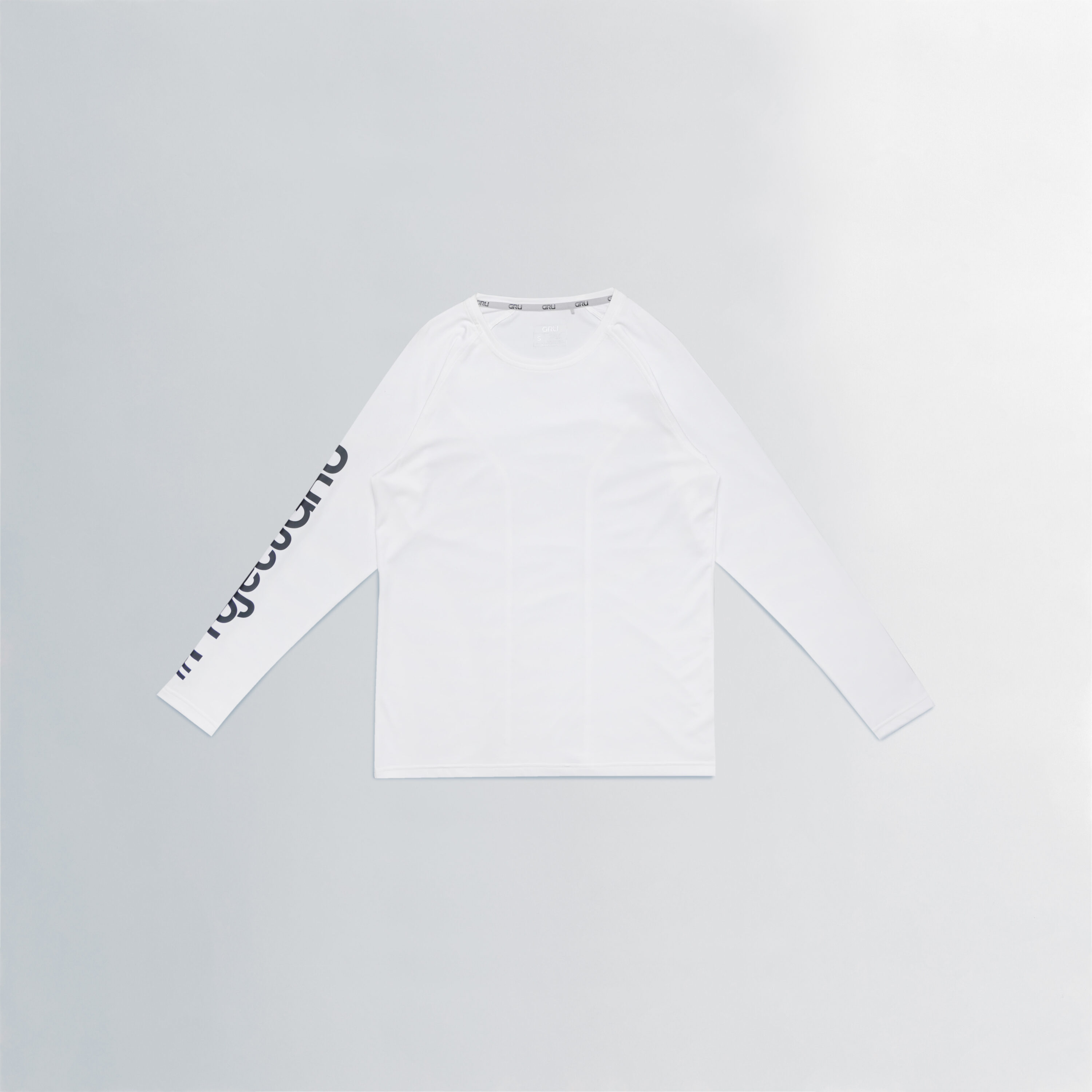 MOVE TEE Move Raglan Performance Tee